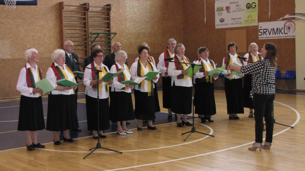 Tremtinių viešnagė mokykloje Tremtinių viešnagė mokykloje
