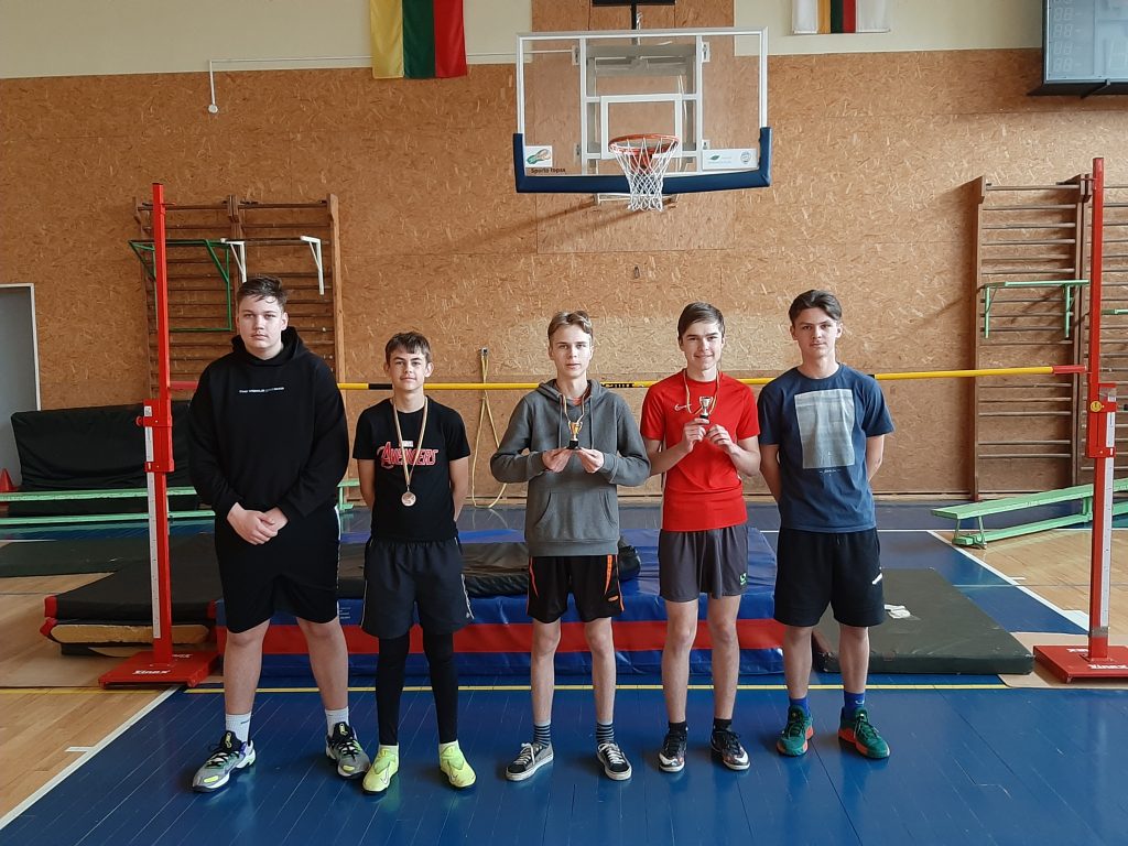 Šuolio į aukštį varžybos „Mustango šuolininkai”