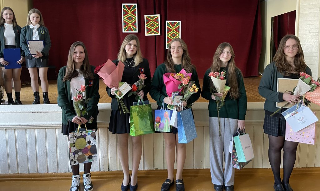 Minint Kovo 11-osios šventę įteikta profesoriaus K. Mateckio premija Minint Kovo 11-osios šventę įteikta profesoriaus K. Mateckio premija